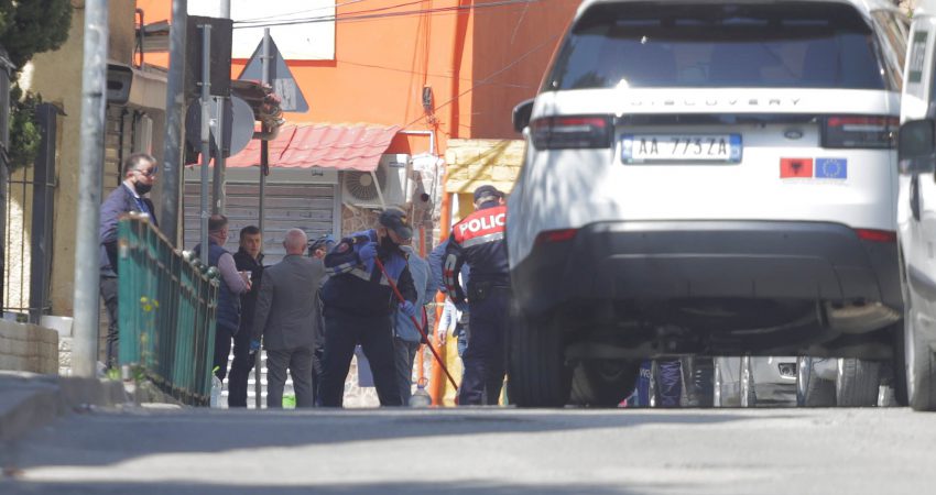 Çfarë gjeti policia në shtëpinë e të kërkuarit të veshur me luks Orgest Bilbili policia 1 1