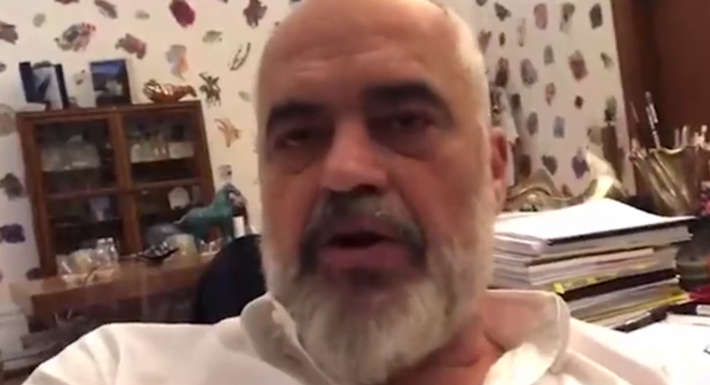 “Nxirri lekët se ke rujt boll për fushatë”, kryeministri Rama i përgjigjet ashpër qytetarit rama