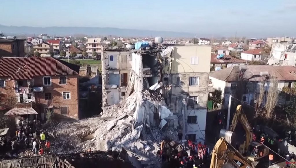 Qeveria kalon fondin 7.2 miliard lekë për rindërtimin e banesave termeti thumanee