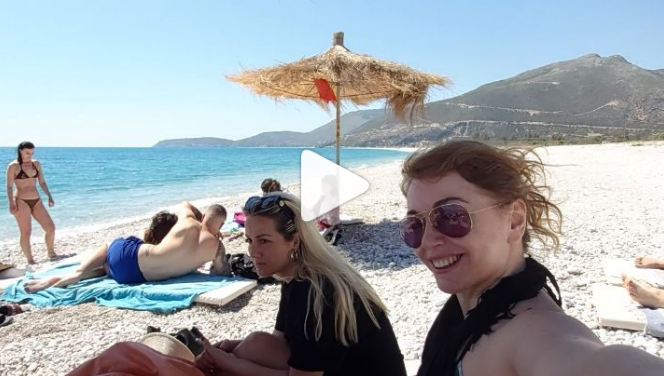 FOTOT/ VIP-at shqiptarë nuk pyesin për masat e qeverisë, festojnë në plazhet e Jugut të githë bashkë duke sfiduar koronavirusin 2 9