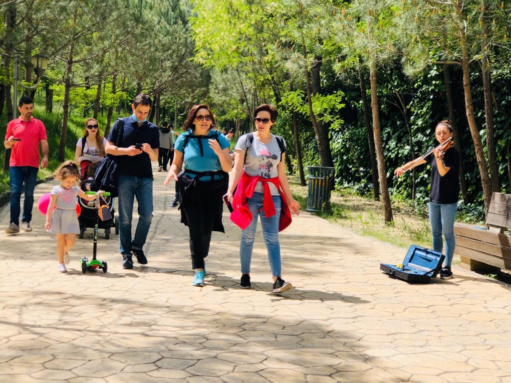 E hëna “çliron” 90 % të vendit, kufizime vetëm për 6 bashki si “zona të kuqe” 94596b3a ca0b 4fef aeb7 dc85e81478aa