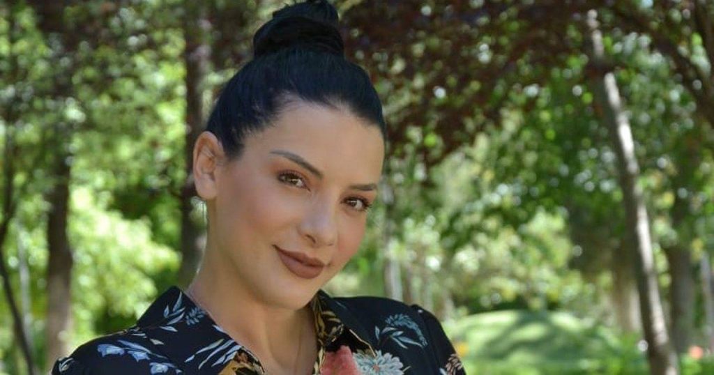 Edhe pse në muajin e fundit të shtatzënisë, Alba Çobaj vijon të jetë masa S Alba COBAJ