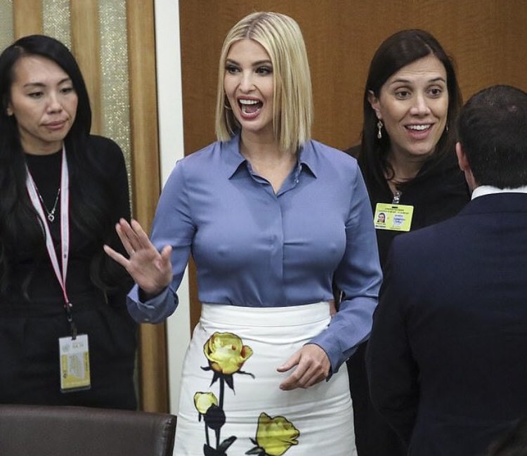 Daljet pa reçipeta të Ivanka Trump, 20 fotot më të nxehta të vajzës së presidentit 10 EFMQUDGUEAAulOy 1