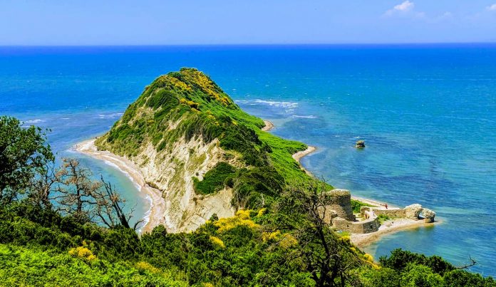 Shqipëria një prej alternativave më të mira për turizëm Hidden gems albania 1400 68 696x403 1