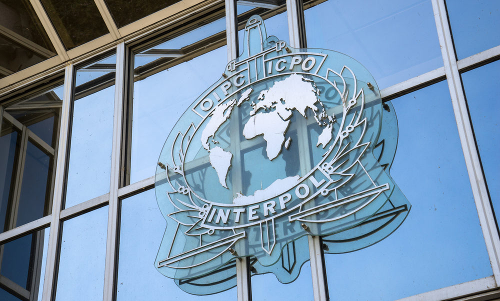 Durrës/ Interpoli arreston shqiptarin në kërkim ndërkombëtar, ja akuzat që rëndojnë mbi 49 vjeçarin (detajet) INTERPOL e1555349277449