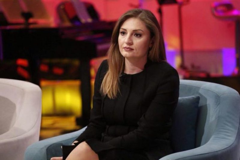 “Nuk e dija që isha një…”, ish-ministrja tregon talentin që zbuloi te vetja gjatë karantinës Klajda Gjosha