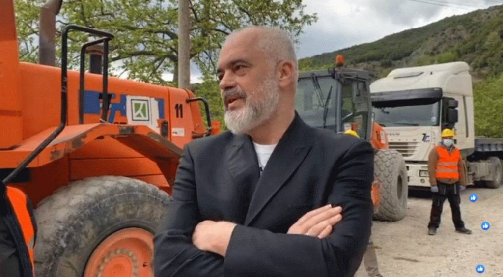 Rama inspekton punimet në segmentin e tretë të lumit të Vlorës: Do ndërtojmë 2 kantiere të reja në malet e Labërisë Rama