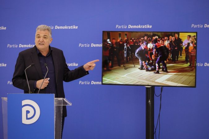 Shembja e Teatrit/ PD: Asnjë përgjegjës para drejtësisë, nesër dorëzojmë kallëzimin penal në SPAK WhatsApp Image 2020 05 31 at 14.03.30 675x450 1