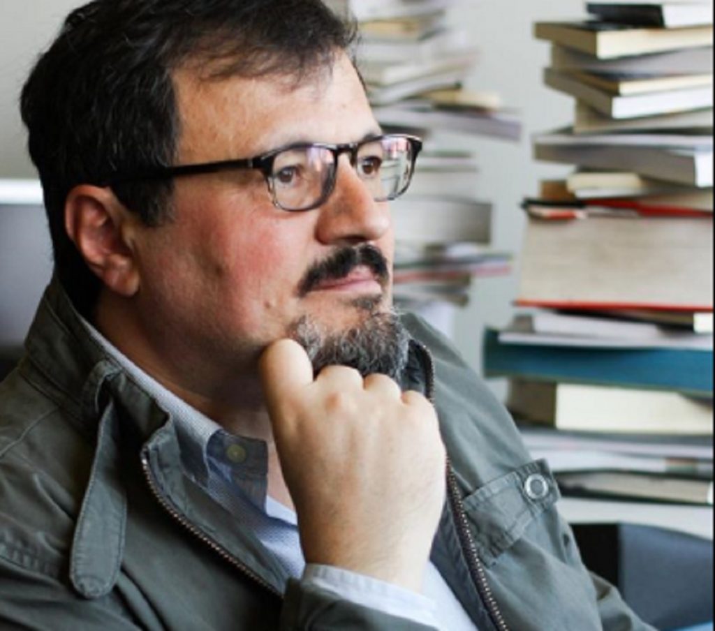 Ardian Vehbiu/ Si po e përcjellim Maks Velon ardian vehbiu
