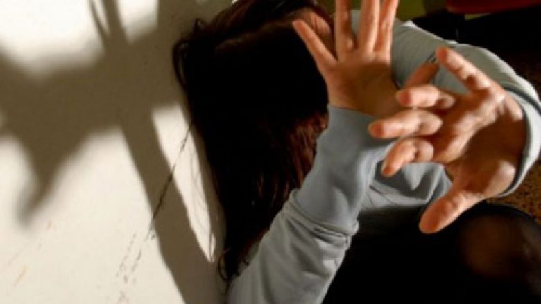 Banorët e fshatit mbrojnë 37-vjeçarin: Ishte i respektueshëm, por kishte ves alkoolin. Vajza ka stisur akuzat dhune