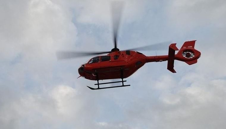 Ngjarje e rëndë/ I plas jastëku i ajrit i kamionit, shoferi nga Mati niset me helikopter drejt Tiranës helikopter per turistin