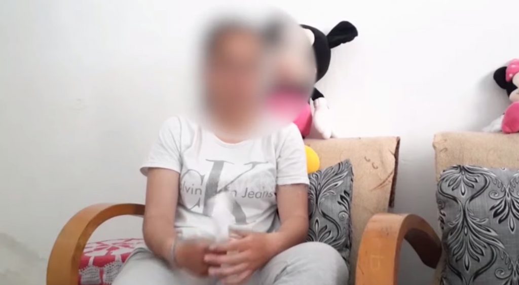 “Gjithçka nisi pasi konsumuam hashash” / Rrëfimi tronditës: Si më ngacmoi babai seksualisht merolli