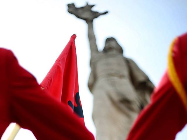 Urimi/ Ambasada Ruse: Sakrifica e dëshmorëve shqiptarë do të kujtohet gjithmonë nga populli rus rusiaaa