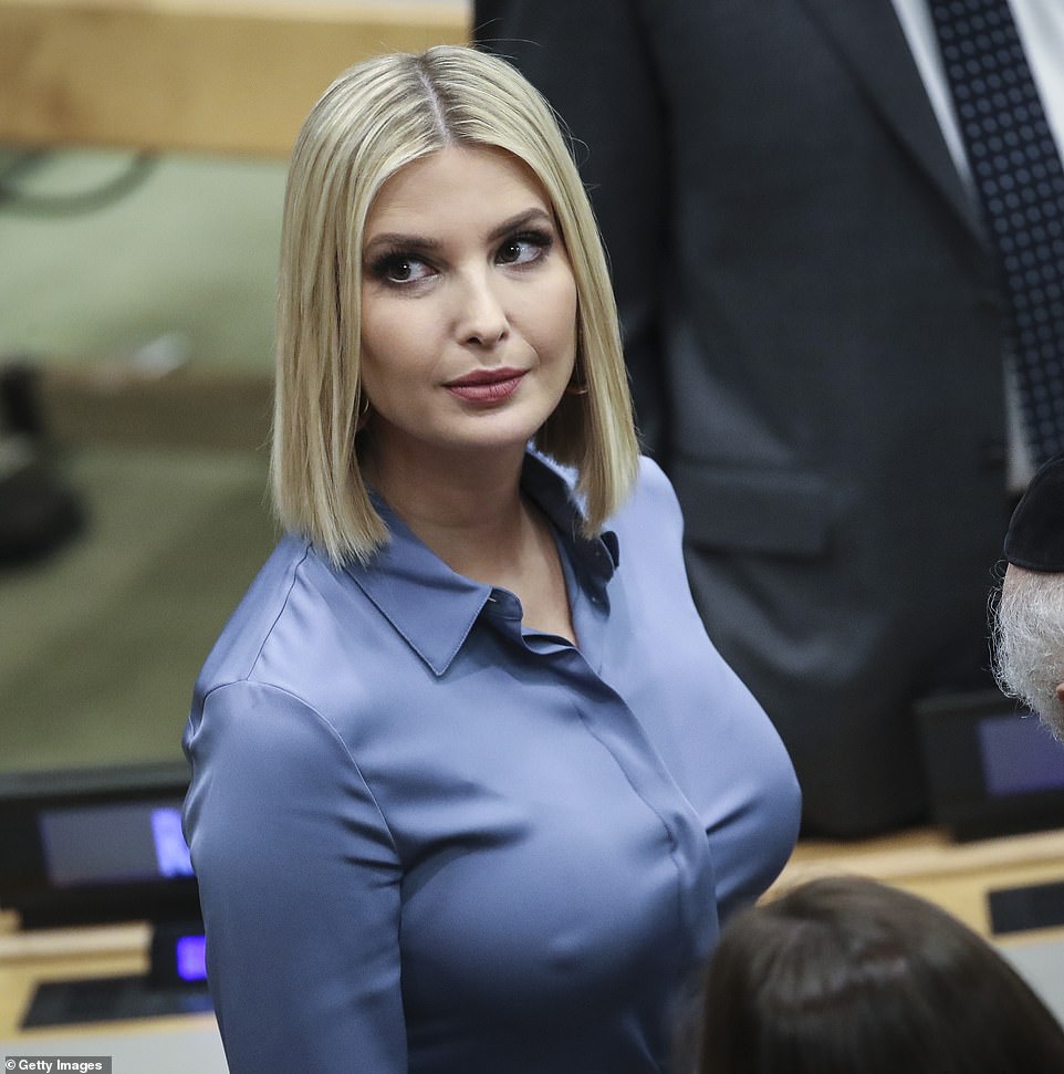 Daljet pa reçipeta të Ivanka Trump, 20 fotot më të nxehta të vajzës së presidentit 19 v43zps7ml6n41
