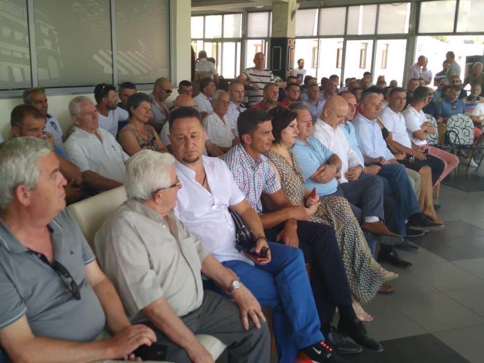 Dash Aliko i Lazaratit pret Bashën në Gjirokastër, thyhet urdhri i prerë i Ramës: Ja lista jonë e premtimeve sapo të marrim qeverinë 2 105603535 698967327592736 6707114277165093652 n