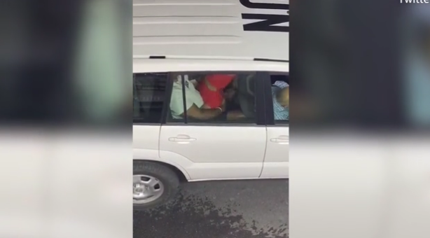 Skandal seksual në OKB/ Dy punonjës filmohen duke bërë seks në makinë (fotot) 5 65