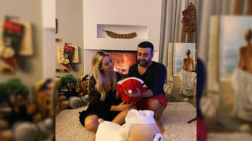 Djalit të Gaz Pajës dhe Irës i dolën kicat e parë dhe mami s’përmbajti dot veten nga gëzimi Gazi