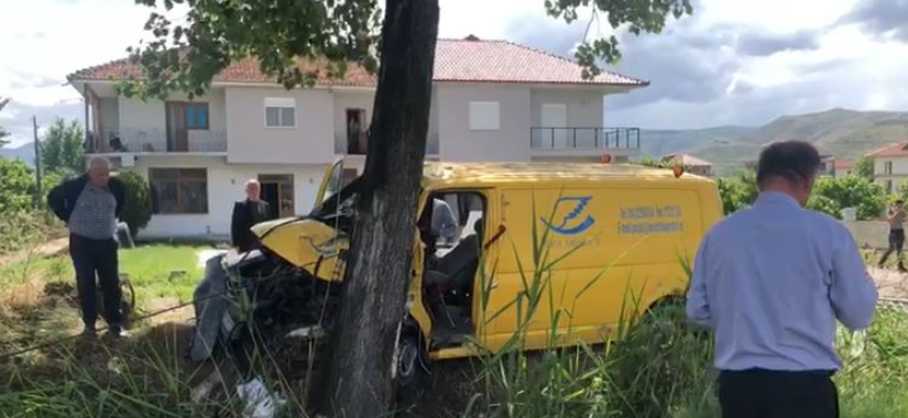 U transportua me helikopter në gjendje të rëndë nga Korça, shoferi i Postës nuk arrin të mbijetojë aksident posta korce