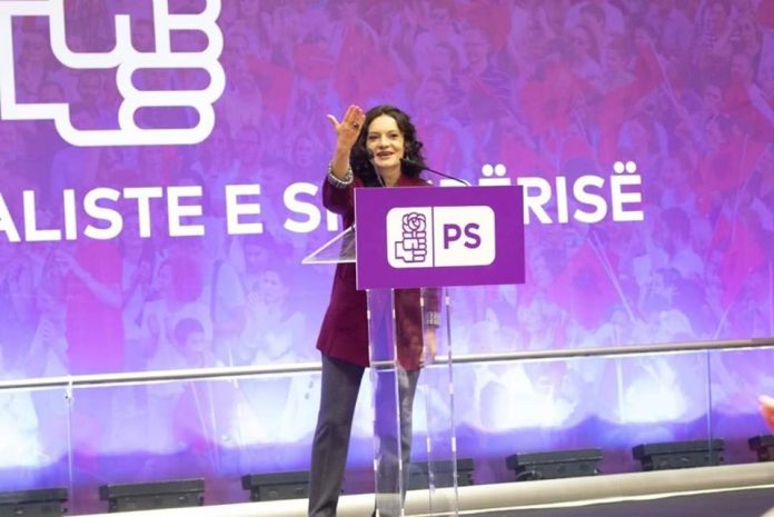 29 vjetori i PS-së/ Spiropali bën urimin e veçantë: Forcë politike e pakonkurrueshme, respekt për ata që investuan tek ajo besimin elisa 696x465 1