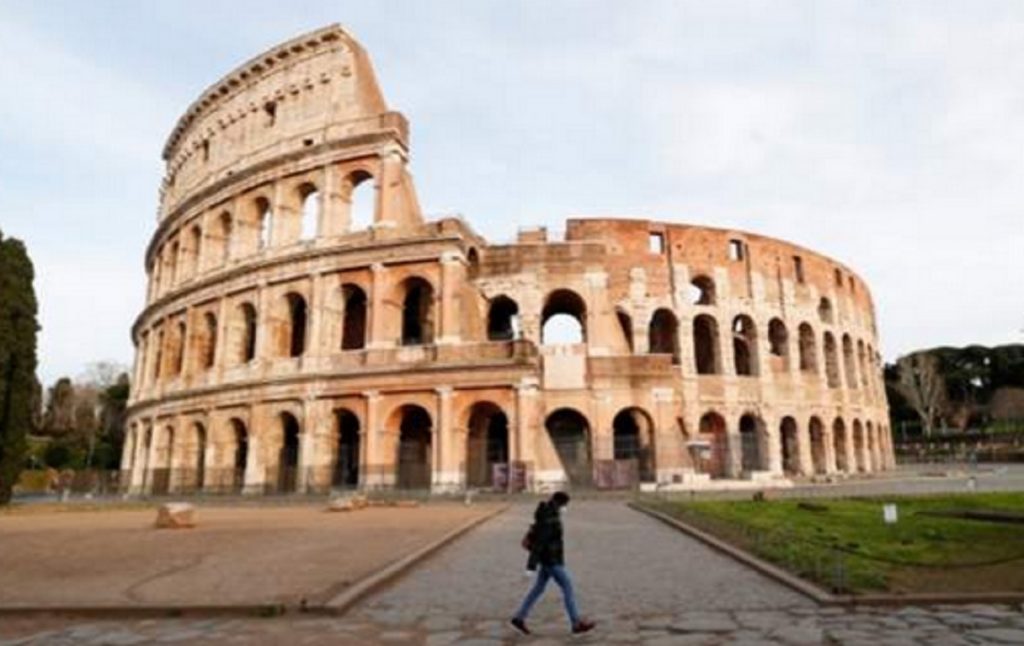 Italia hap kufijtë për turistët, lejohen lëvizjet brenda vendit koloseu
