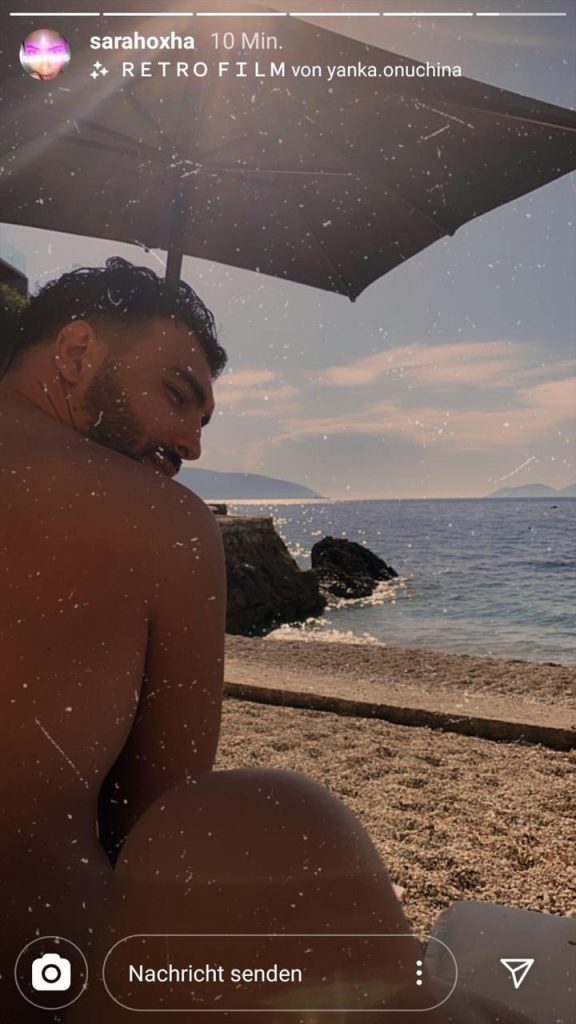 Të dy sëbashku në plazh, Sara Hoxha ndan momentin e ëmbël me Ledri Vulën 1 ledri