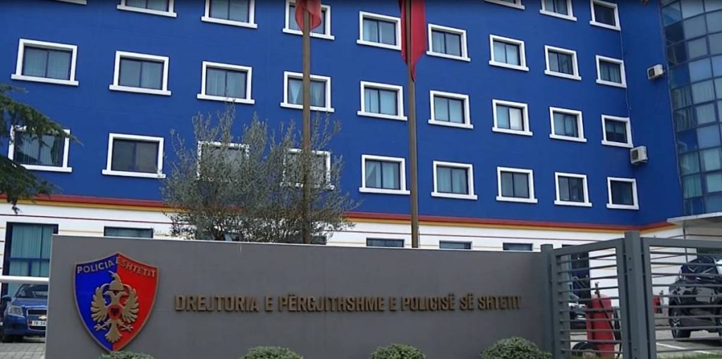 Arrestohen tre zyrtarë në Tiranë, akuzohen për shpërdorim detyre policia 1 1