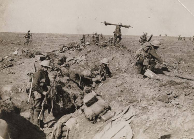 Dëshmia e gjeneralit italian: Ushtarët serbë të mbushur me morra dhe pa këpucë, i dorëzonin armët për një pulë ushtare 1