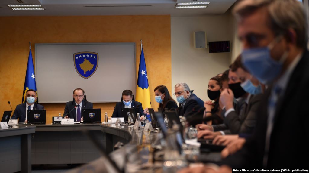 Pas Hotit, pozitiv dhe zv.kryeministri i Kosovës 45106D7C AB6F 412E B545