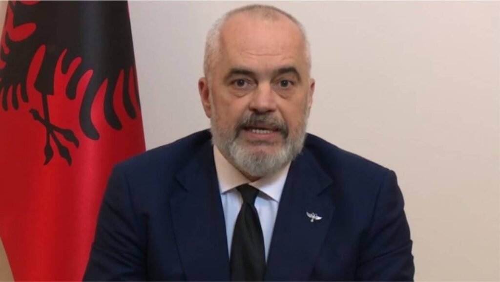 Situata e tensionuar në kufi, Rama reagon ndaj kritikave: Kur është puna për të ngritur zërin në emër të Shqipërisë, nuk ia përtoj askujt, por nuk ka asnjë arsye “për t’i rënë grekut” Edi Rama