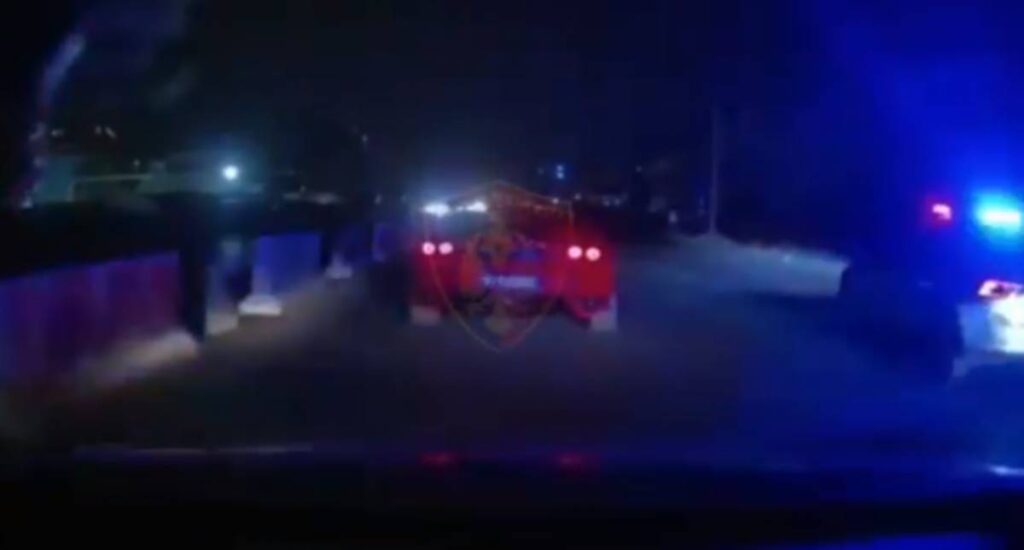 Kontrollet me radar, policia bllokon “Ferrarin”, ndëshkon dhe dhjetëra shoferë për shpejtësi dhe manovra të rrezikshme Policia 1