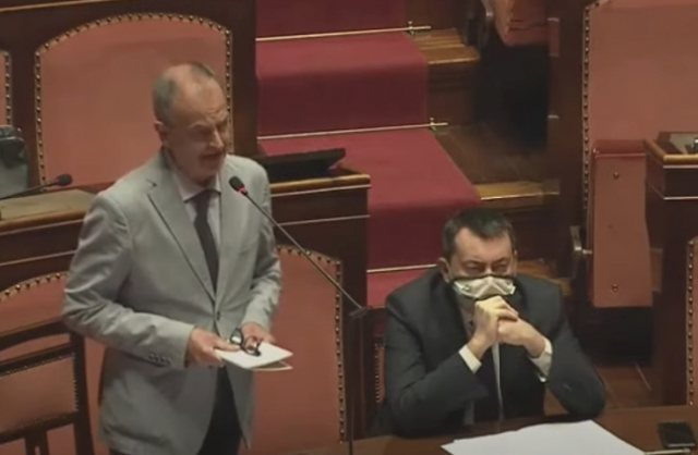 “Burrat me 4-5 dashnore janë më të favorizuar”, senatori italian befason me deklaratën e tij:Të dashurat përkthehen në … Roberto Calderoli