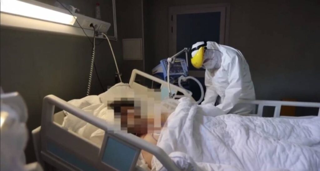 Humb jetën nga COVID-19 i moshuari nga Peqini, përgjigjja e tamponit i doli pas vdekjes covid2