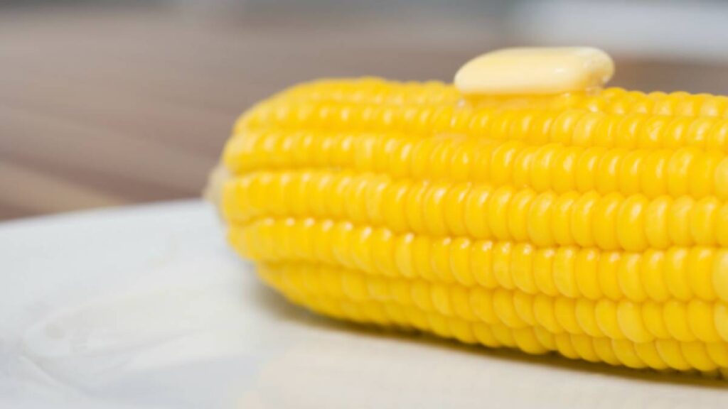Ushqimet më të shëndetshme dhe të freskëta që rekomandohen në verë miser