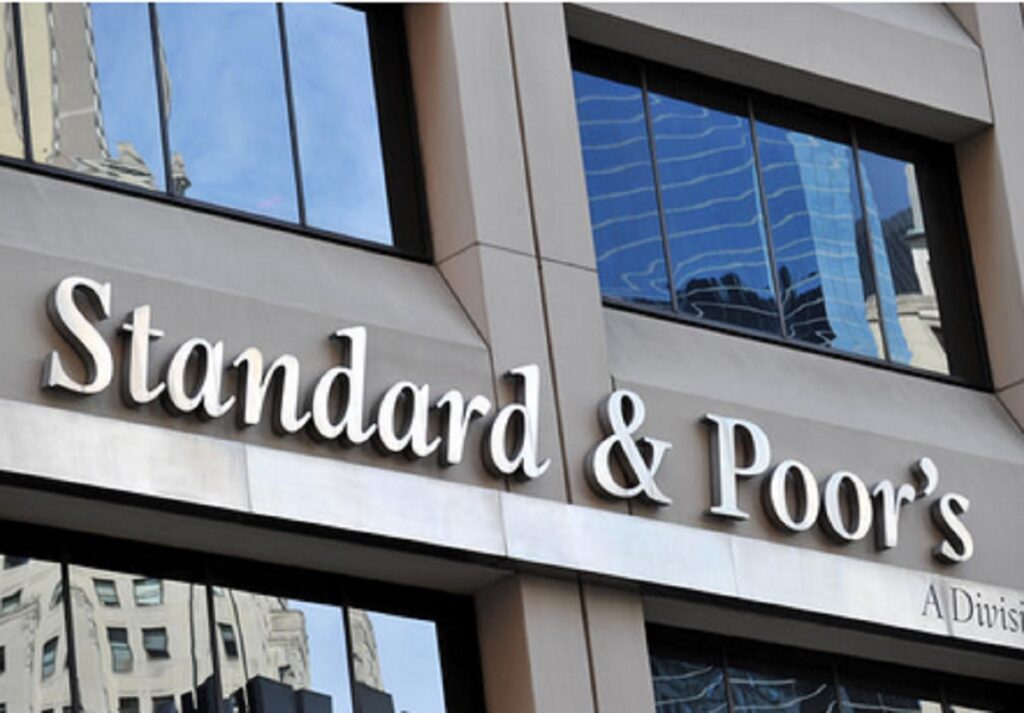 Raporti i Standard & Poor’s: Ekonomia shqiptare merr vlerësimin “B+”, perspektivë e qëndrueshme standar poor