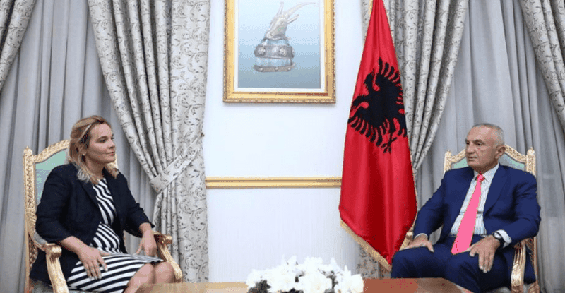 “Do jetë i fundit”, Kryemadhi tregon arsyen pse shkoi në Presidencë të takonte Metën 800 0 5f5938d310afe