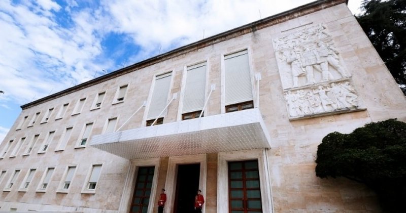 Ç’po ndodh? Organizohet protestë përpara kryeministrisë 800 0 5f5f8aac35ec0