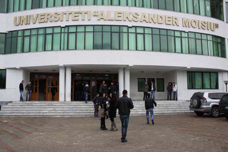 Arrestohet dekani i fakultetit të Juridikut në Universitetin “Aleksandër Moisiu” në Durrës Durres