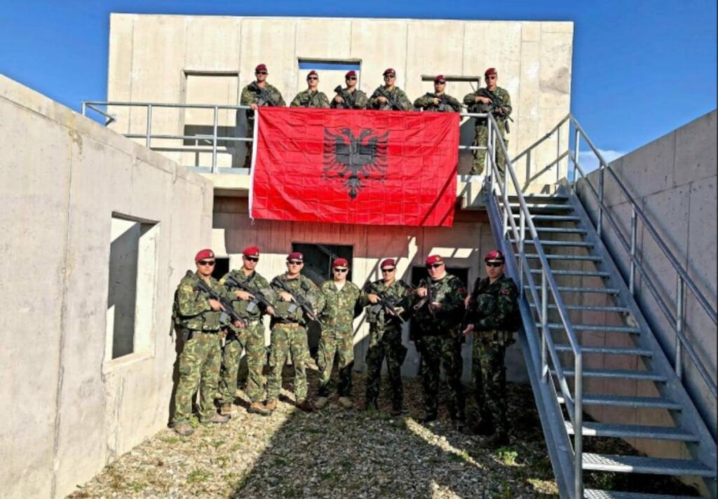 FA në stërvitjen e NATO-s/ Xhaçka: Na nderuan me aftësitë e treguara krah kolegëve nga 7 vende FA 1