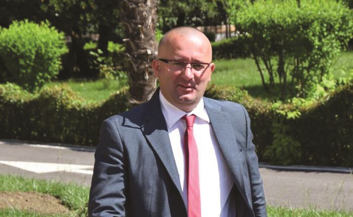 Pacienti me Covid-19 që u hodh nga kati i katërt i “Shefqet Ndroqit”, vjehrri i ish-deputetit socialist Gjetan Gjetani 1 Gjetan Gjetani