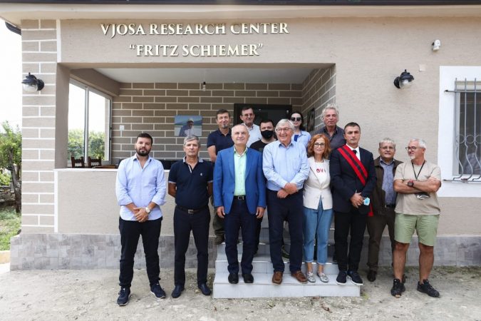Meta nga Tepelena: Vjosa nuk mund të shkatërrohet nga hidrocentralet, të shpallet Park Kombëtar Meta1 6 675x450 1