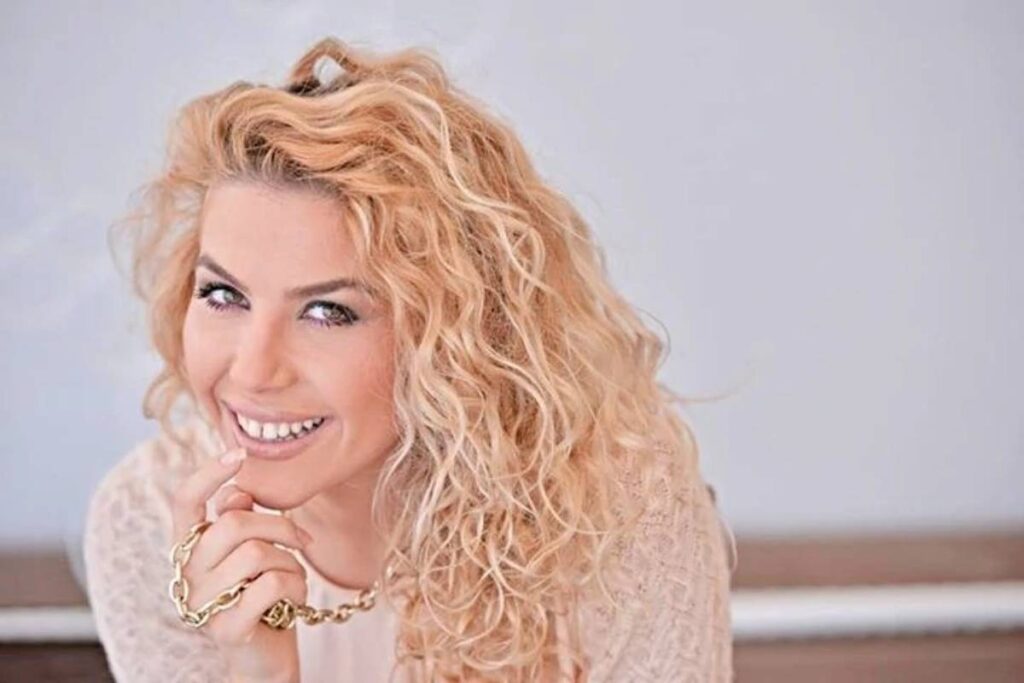 “Mos më vini gishtin në plagë”, Olta Boka ka një thirrje për të gjithë: Nëse më hasni në Tiranë më e bardhë seç isha, ju lutem.. Olta Boka1