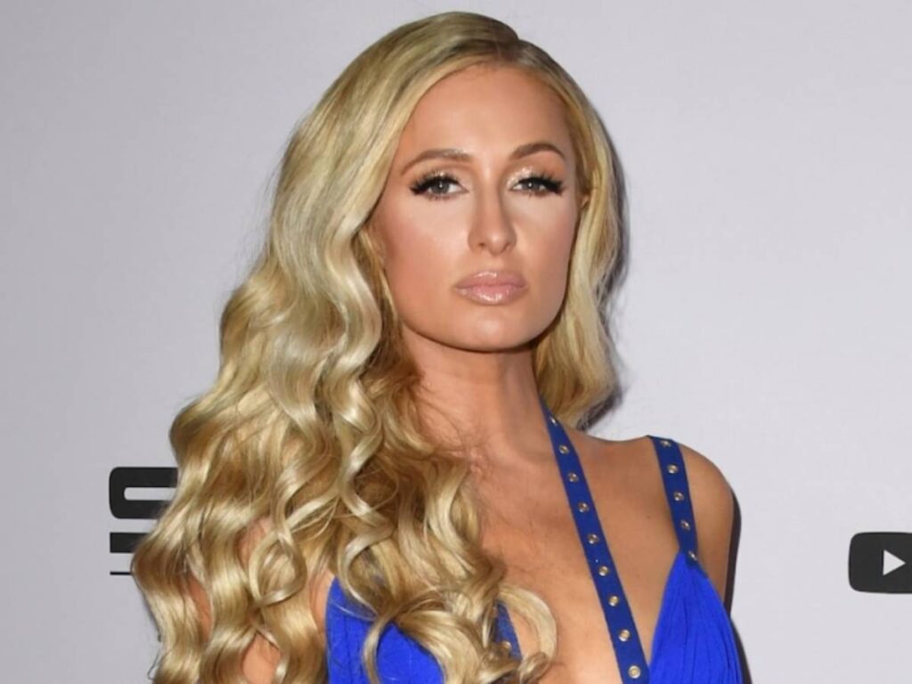 Trashëgimtarja e famshme Paris Hilton bën rrefimin e frikshëm për jetën dhe marrëdhëniet e saj: U mbyta, u godita, u kapa në mënyrë agresive Paris Hilton 2