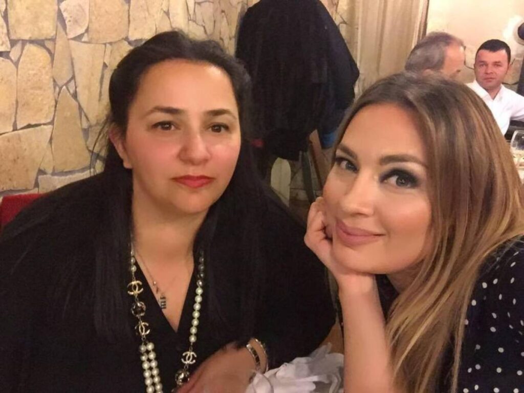 Rozana Radi e ka ndarë mendjen, prej kohësh ndjek vetëm një person në Instagram, e dini kë? Rozana Radi1