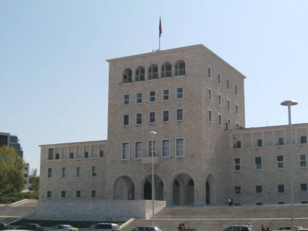 Aplikimet në Universitete, 19-21 shtator raundi i dytë i aplikimeve për formularin A3 Universitete 1