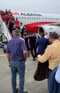 Kombëtarja niset për Bjellorusi, Armand Duka merr me vete për “fat” Alibeajn, Koço Kokëdhimën dhe vëllain e tij 1 agronduka 195x300 1