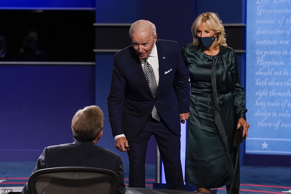 FOTOT: “Do ta qepësh gojën o burr”, çfarë nuk u pa nga debati që ndezi jo vetëm Amerikën 2 biden 2 1