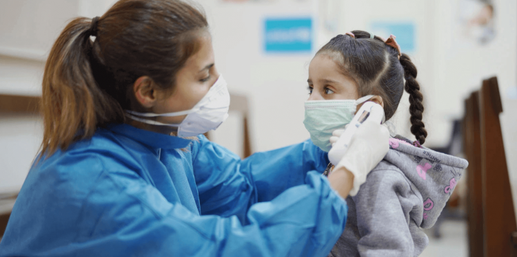 Eksperti: Si dallohet koronavirusi nga ftohja tek fëmijët child covid 750x374 1