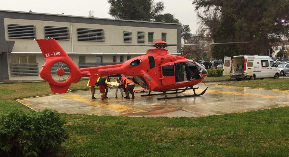 Po transportohej me helikopter drejt Spitalit Ushtarak, ndërron jetë punonjësja e bankës që u vetëhelmua helikopter