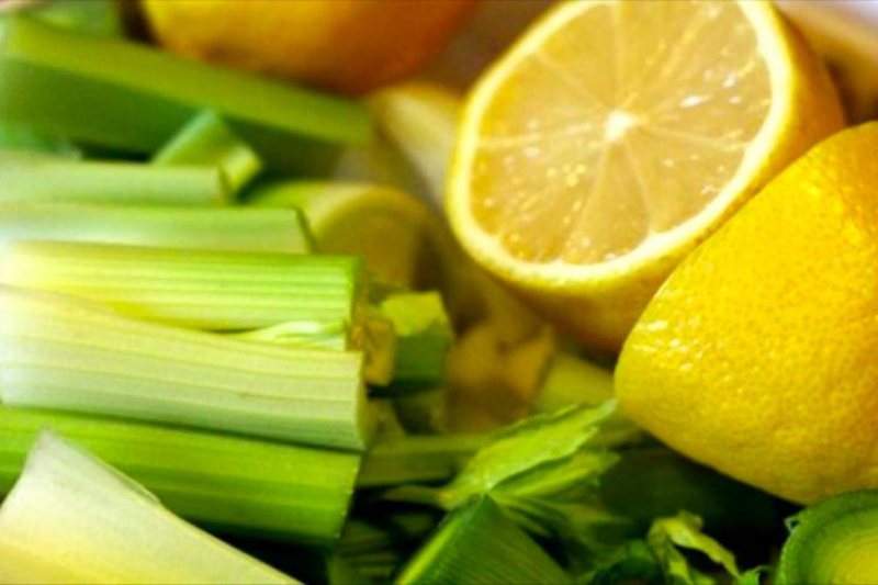 Thuajini lamtumirë diabetit, kura natyrale me 2 përbërës që ul nivelin e sheqerit në gjak limona