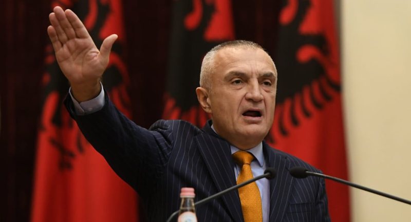 “Hapni listat ose largohuni!”/ Meta bën paralajmërimin e fortë: Çdo “manovër mashtruese” do ndëshkohet fort nga qytetarët meta
